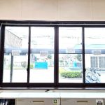 【埼玉県久喜市】事務所の窓からの冷気・日差しで寒くて暑い！LIXIL　内窓　インプラス5カ所施工で社員の皆様も大満足の快適オフィスへ